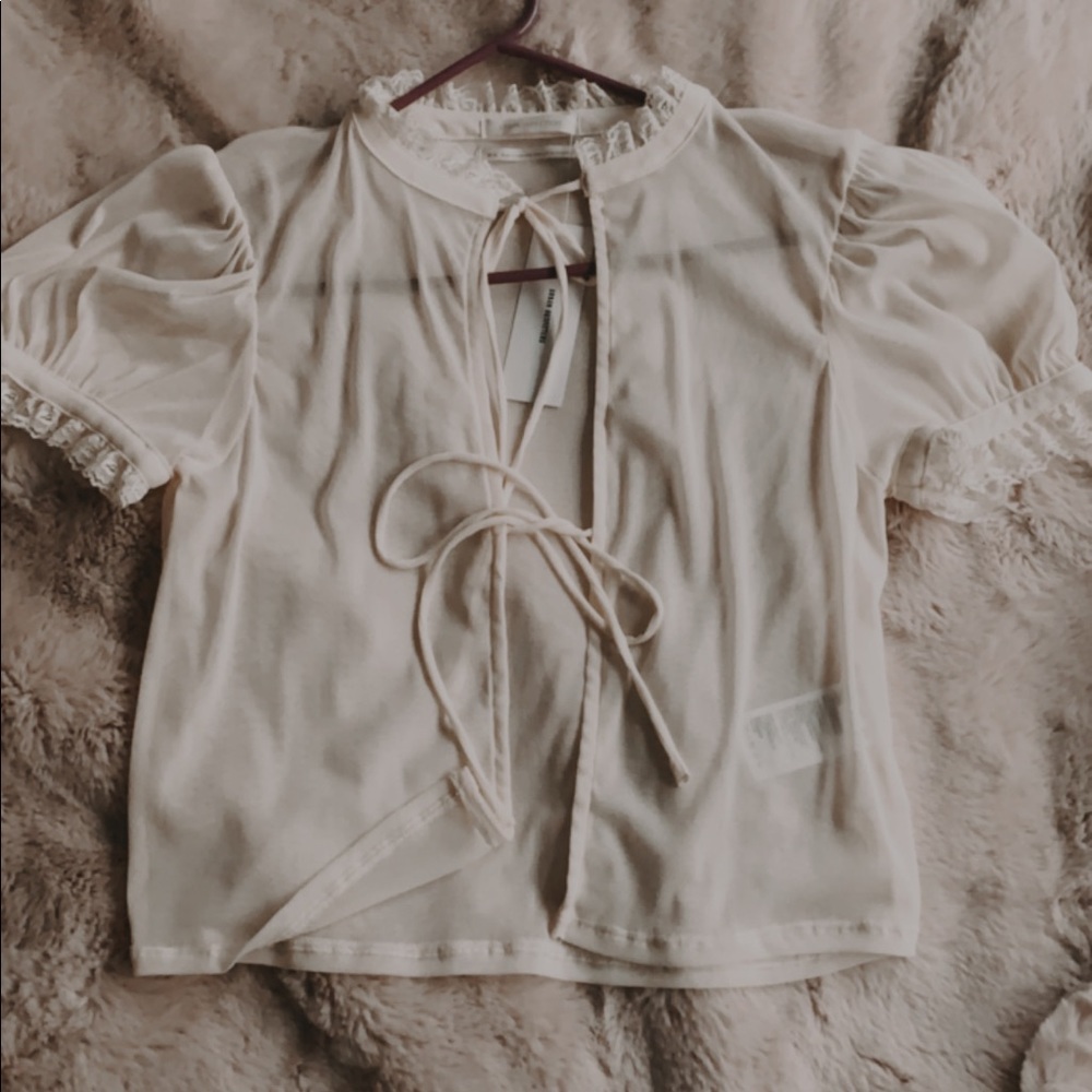 URBAN OUTFITTERS BABY DOLL TOP✨